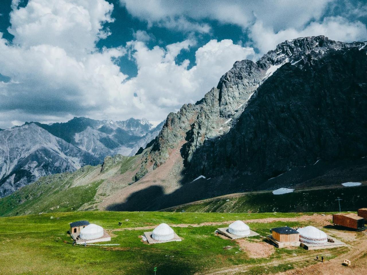 Yurta Base Camp, Shymbulak Mountain Campsite Besqaynar