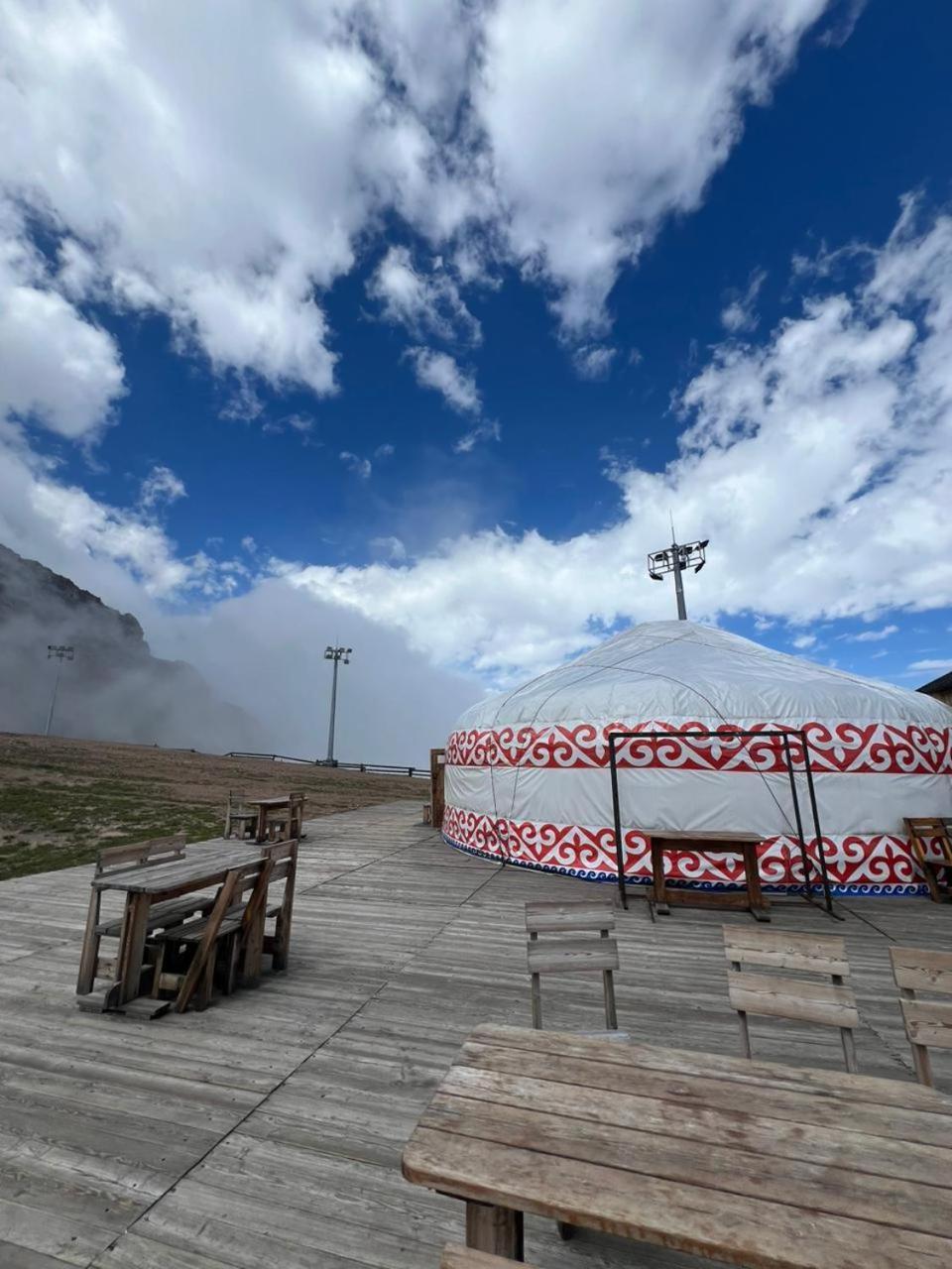 Yurta Base Camp, Shymbulak Mountain * Besqaynar